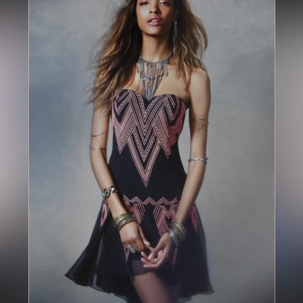 Free People Radiating Angles Black Strapless Dress Size 4